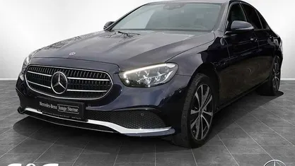 Gebraucht 2021 Mercedes E300 Avantgarde Limousine | 35.890 € (Teuer)