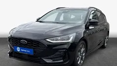 Schwarz Gebraucht 2024 Ford Focus ST-Line Kombi | 26.550 € (Fairer Preis)