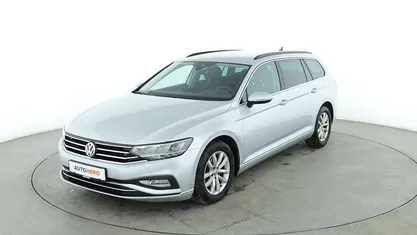 Grau Gebraucht 2020 VW Passat Business Kombi | 21.140 € (Guter Preis)