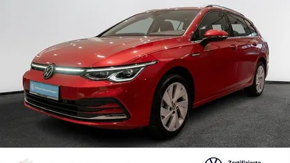 Gebraucht VW Golf VIII Style 131 PS (96 kW) 2024 Rot Kombi