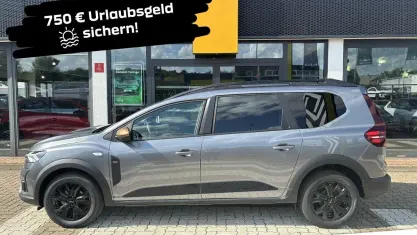 Neu Dacia Jogger Extreme 110 PS (80 kW) 2025 Dolomitgrau (grau) Van / Kleinbus