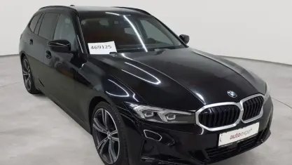 Gebraucht BMW 320 Sport Line 184 PS (135 kW) 2023 Schwarz uni Kombi