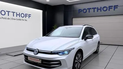 Gebraucht VW Golf VIII Goal 150 PS (110 kW) 2025 Kombi