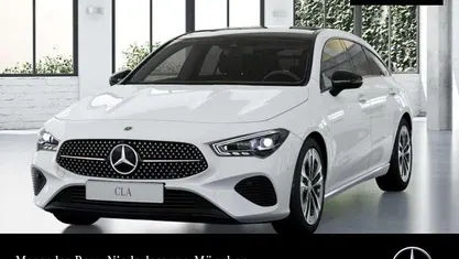 Weiß Gebraucht 2025 Mercedes CLA180 Progressive Limousine | 35.900 € (Fairer Preis)