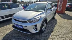 Seidensilber met. (metallic) Gebraucht 2023 Kia Stonic Vision SUV | 17.775 € (Fairer Preis)