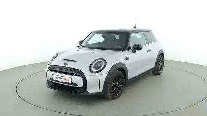 Gebraucht Mini Cooper SE Classic 135 kW (184 PS) 2021 Weiß Kleinwagen