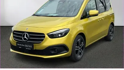 Gebraucht Mercedes T180 Progressive 116 PS (85 kW) 2025 Gelb Van / Kleinbus