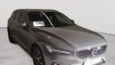 Gebraucht 2020 Volvo V60 Momentum Kombi | 20.490 € (Fairer Preis)