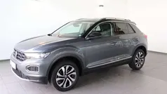 Grau Gebraucht 2021 VW T-Roc Active SUV | 24.880 € (Fairer Preis)