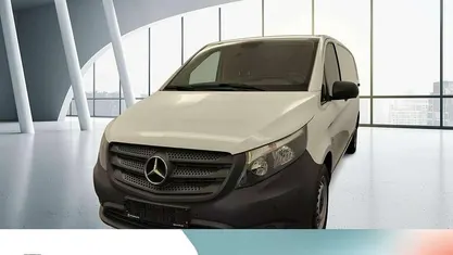 Arktikweiß Gebraucht 2023 Mercedes Vito Van | 30.284 € (Fairer Preis)
