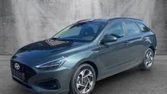 Cypress green Neu 2025 Hyundai i30 Limousine | 21.470 € (Superpreis)
