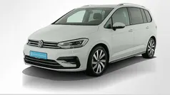 Pure white Gebraucht 2024 VW Touran R Van / Kleinbus | 33.209 € (Guter Preis)