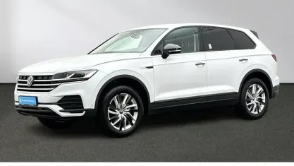 Gebraucht VW Touareg Basis 231 PS (169 kW) 2022 Weiß SUV