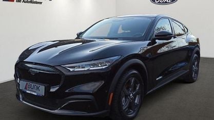 Używany Ford Mustang Mach-E 216 kW (294 KM) 2022 Czarny SUV