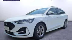 Silber Gebraucht 2022 Ford Focus Cool & Connect Kombi | 18.990 € (Guter Preis)