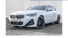Weiß Gebraucht 2024 BMW 220 M Sport Coupé | 37.990 € (Fairer Preis)