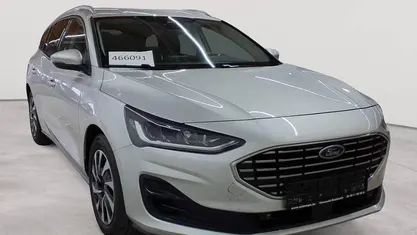 Gebraucht Ford Focus Style 120 PS (88 kW) 2022 Moondust silver metallic Kombi