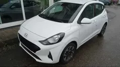 Grün (mangrove green / mic) Neu 2024 Hyundai i10 Select Kleinwagen | 15.990 € (Guter Preis)