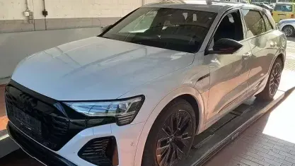 Brugt Audi Q8 e-tron S-Line 300 kW (408 HK) 2023 Hvid SUV