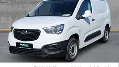 Weiß Gebraucht 2021 Opel Combo Edition Van / Kleinbus | 17.190 € (Etwas zu teuer)