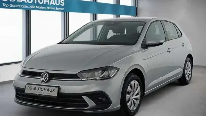 Second-hand VW Polo Life 95 CP (69 kW) 2024 Argintiu Hatchback