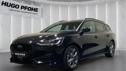 Gebraucht Ford Focus ST-Line X 116 PS (85 kW) 2024 Agate black metallic Kombi