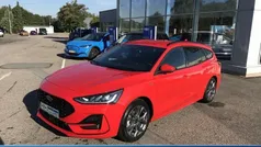 Rot Gebraucht 2023 Ford Focus ST-Line X Kombi | 24.990 € (Fairer Preis)