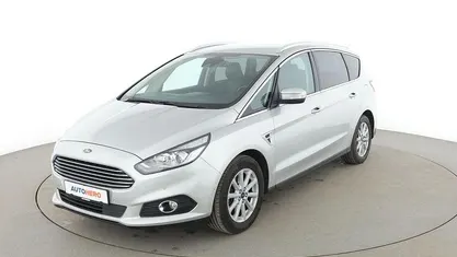 Gebraucht Ford S-MAX Titanium 239 PS (175 kW) 2017 Grau Van / Kleinbus