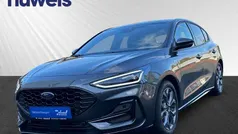 Gebraucht 2024 Ford Focus ST-Line X Limousine | 26.490 € (Fairer Preis)