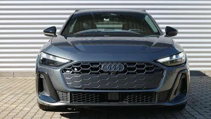 Daytonagrau perleffekt Gebraucht 2025 Audi A5 Sport Coupé | 49.830 € (Superpreis)