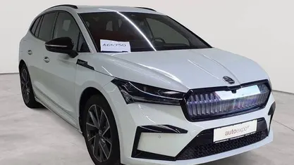 Gebraucht Skoda Enyaq iV 150 kW (205 PS) 2023 Moonweiß perleffekt SUV