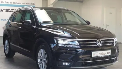 Schwarz Gebraucht 2019 VW Tiguan Highline SUV | 26.390 € (Fairer Preis)