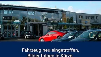 Gebraucht VW Golf VII Comfortline 140 PS (102 kW) 2013 Blau Limousine