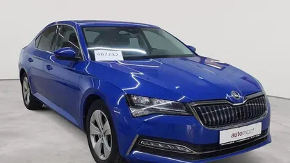 Gebraucht Skoda Superb Ambition 156 PS (114 kW) 2022 Energyblau uni Limousine