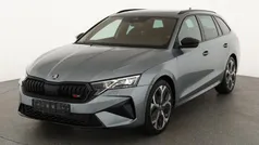 Platin grau metallic (individuallackierung) Neu 2025 Skoda Octavia RS Kombi | 43.945 € (Fairer Preis)