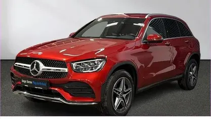 Gebraucht Mercedes GLC300e AMG 211 PS (155 kW) 2022 Rot