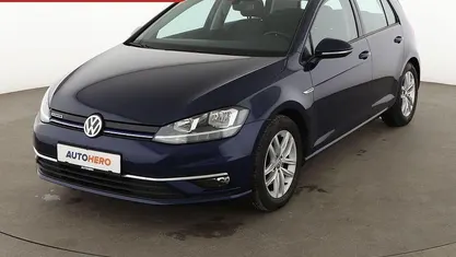 Gebraucht VW Golf VII Comfortline 131 PS (96 kW) 2019 Limousine