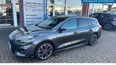 Grau Gebraucht 2019 Ford Focus ST-Line Kombi | 17.480 € (Fairer Preis)