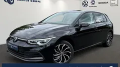 Gebraucht 2023 VW Golf VIII Move Limousine | 26.199 € (Fairer Preis)