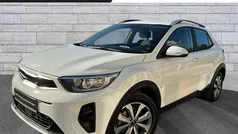 Gebraucht 2023 Kia Stonic Vision SUV | 19.490 € (Fairer Preis)