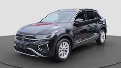 Deep black Gebraucht 2024 VW T-Roc Style SUV | 31.040 € (Fairer Preis)