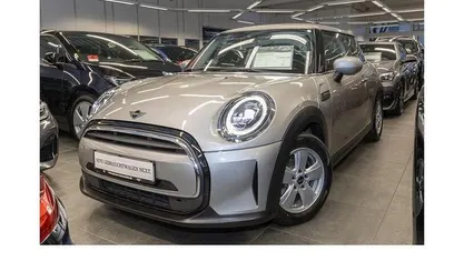 Silber Gebraucht 2023 Mini Cooper Pepper Kleinwagen | 19.990 € (Superpreis)