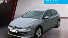Mondsteingrau Gebraucht 2024 VW Golf VIII Life Limousine | 29.649 € (Fairer Preis)