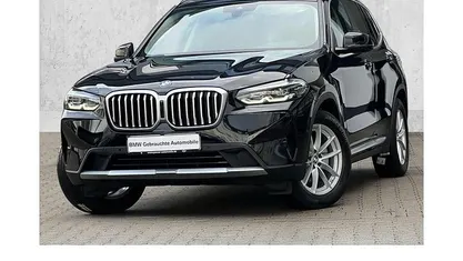 Gebraucht BMW X3 Sport Line 197 PS (144 kW) 2023 Schwarz SUV