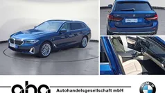 Blau Gebraucht 2023 BMW 540 Luxury Line Kombi | 53.990 € (Fairer Preis)