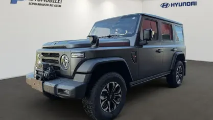 Gebraucht BAW 212 166 PS (122 kW) 2026 Grau SUV