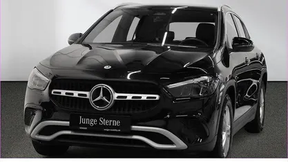 Gebraucht Mercedes GLA200 163 PS (119 kW) 2024 SUV