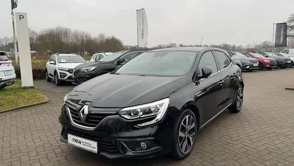 Black pearl schwarz Gebraucht 2020 Renault Mégane IV LIMITED Limousine | 16.980 € (Guter Preis)