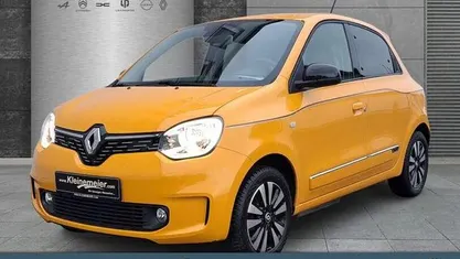 Gelb Gebraucht 2023 Renault Twingo Techno Kleinwagen | 14.890 € (Fairer Preis)