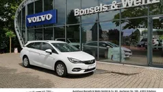 Weiß Gebraucht 2020 Opel Astra Business Edition Kombi | 12.790 € (Etwas zu teuer)